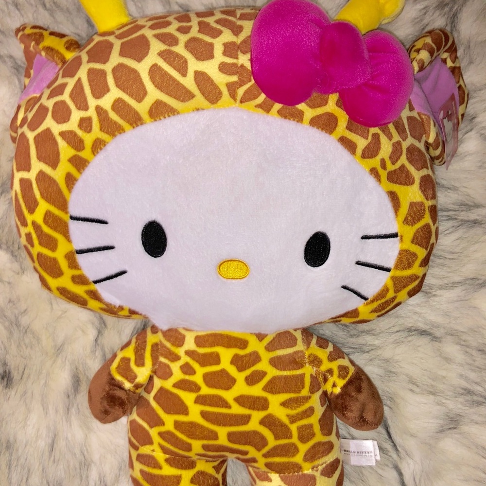 Hello kitty 🦒 giraffe  Style